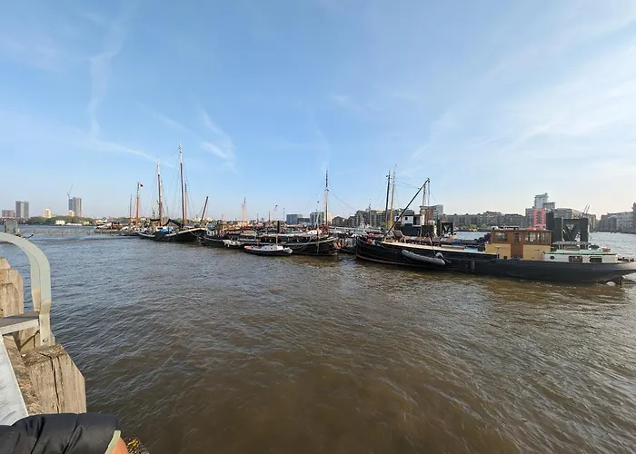 Tobacco Docks & St Katherine'S Rooms London
